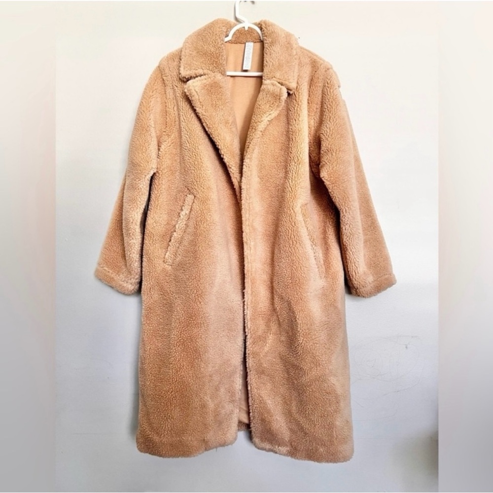 ALO Yoga Tan Teddy Jacket - Picture 4 of 9